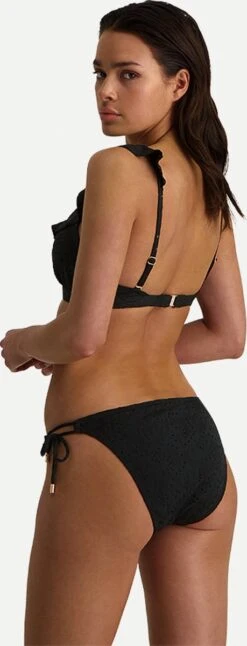 Beachlife Black Embroidery Dames Bikinitopje - Maat E36