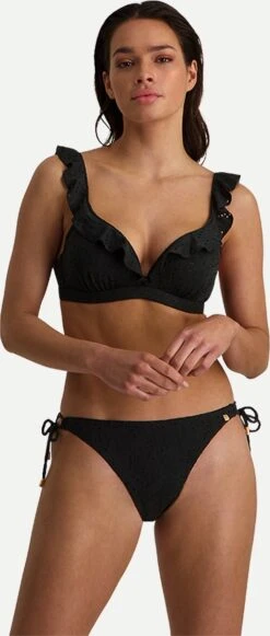 Beachlife Black Embroidery Dames Bikinitopje - Maat E40